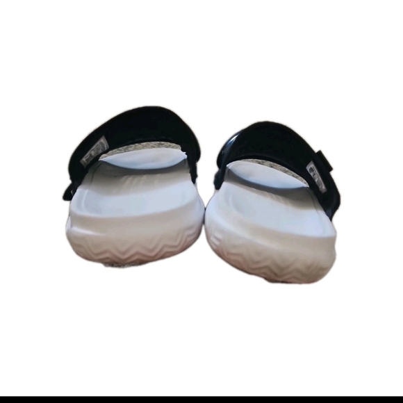 Jordan Mens Super Play Slide 'Black University Red' 13 - Picture 5 of 12